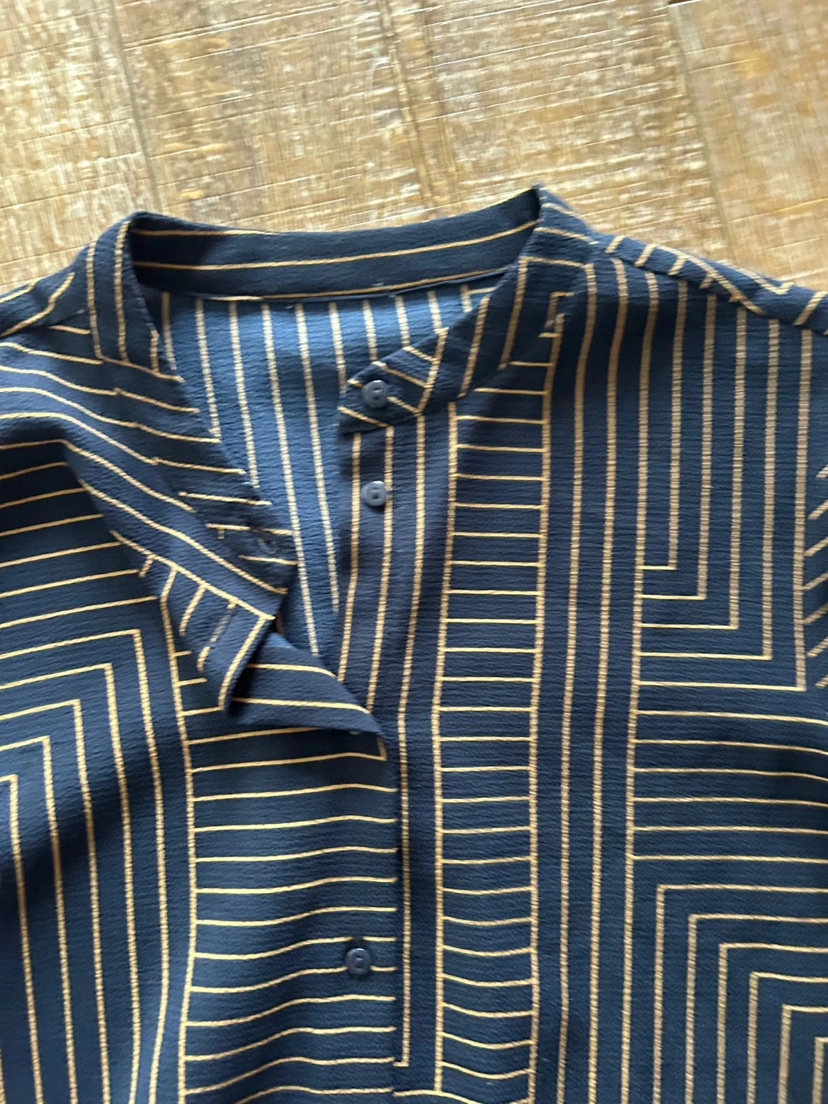 Women's shirt – photo 2